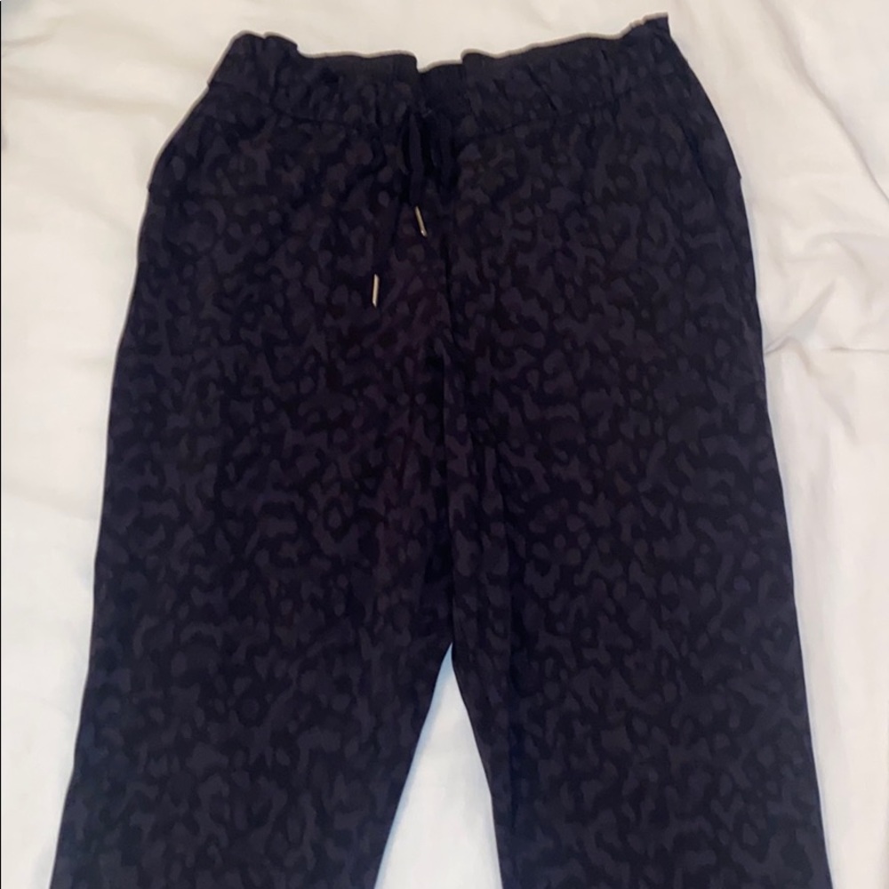 Lululemon joggers